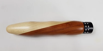 Händler - Traun (Traun) - Holzvibrator Alfons aus Ahorn- und Zwetschgenholz