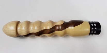 Händler - Traun (Traun) - Holzvibrator Vinzenz aus Ahorn- und Nussholz