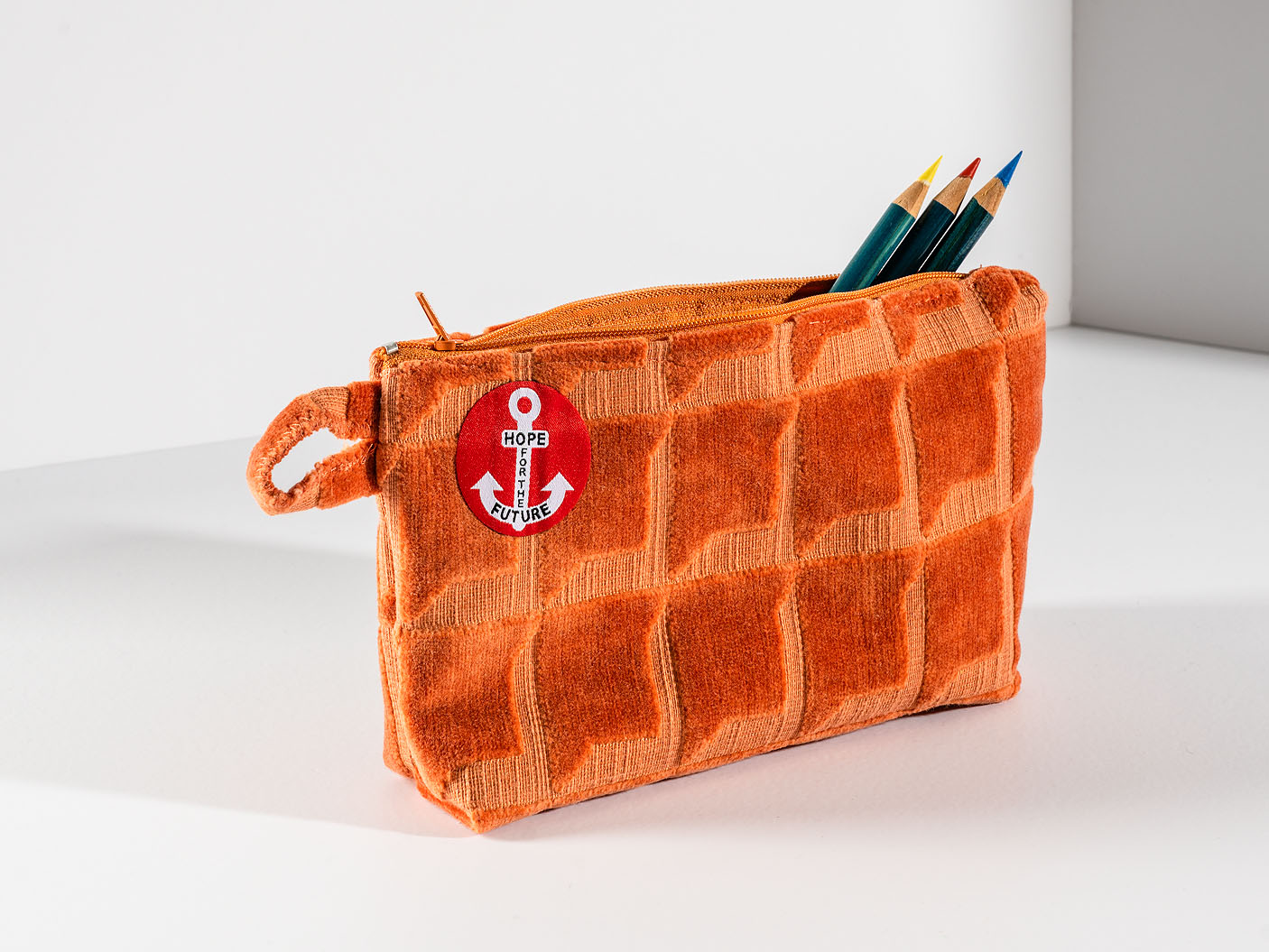 Händler - Wien-Stadt - Federpenal “Shake-it Triangle”