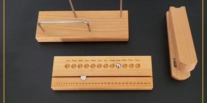 Händler - PLZ 4840 (Österreich) -  Hochwertiges Bürozubehör aus Holz, das in den Steinhöringer Werkstätten von Menschen mit Beeinträchtigungen in Handarbeit hergestellt wird. - LiDeWo Schönes für dein Zuhase