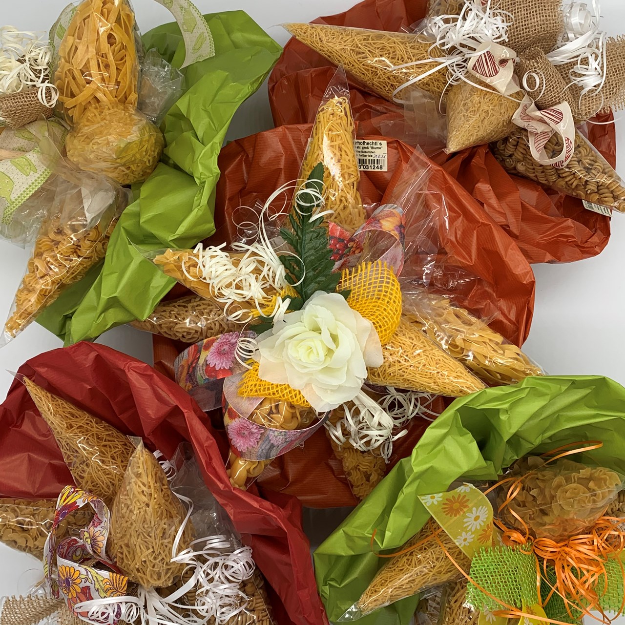 Moarhofhechtl Fa. Schrenk, Teigwaren-Freilandeier-Hofladen Produkt-Beispiele Nudelstrauss