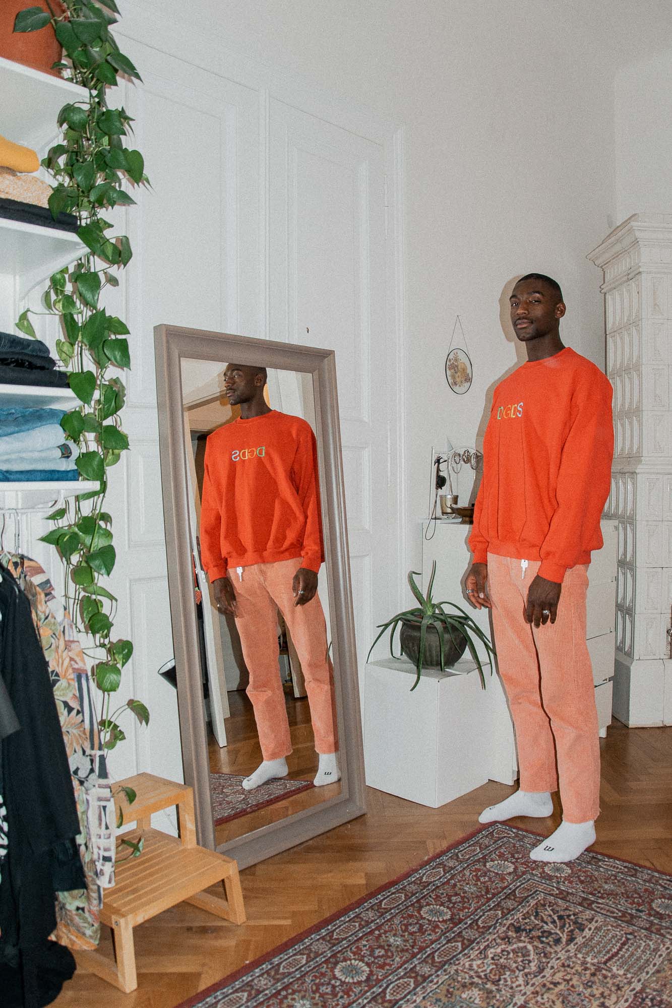 Händler - Steiermark - DGDS by Dogdays: Im Haus bestickte und in Graz bedruckte secondhand T-Shirts und Pullover - Dogdays of Summer 