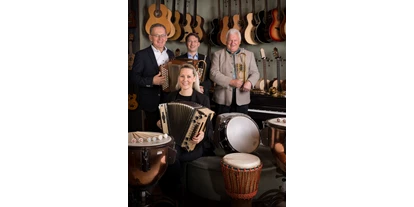 Händler - PLZ 5542 (Österreich) - Wir freuen uns auf Ihre Kontaktaufnahme: Christine Lechner jr., Alois Lechner, Martin Lechner jr. Martin Lechner sen. - Musikhaus Lechner KG