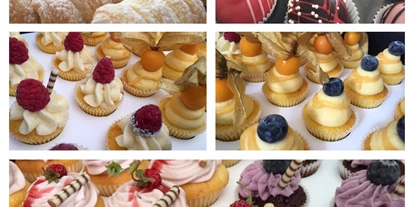 Händler - PLZ 7400 (Österreich) - Mini-Cupcakes, je Stk. EUR 1,30
Mini-Schaumrollen, je Stk. EUR 0,40
Cakepops, je Stk. EUR 2,30 - Zuckerpuppe - Süsses von Nela