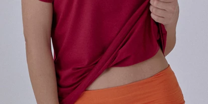 Händler - Gratkorn - Hochwertiges Yoga- und Wohlfühl Outfit aus der Tencel Modalfaser.  - Lounge Cherie Ursula Matschy e.U.
