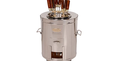 Händler - überwiegend regionale Produkte - Traunviertel - Standard-Modelle
Zubehör	
8 Spieße mit Holzgriff
1 Naanpolster
2 Naanhaken
1 Portion Reparaturlehm - Tandoori World
