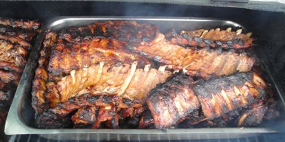 Händler - Bezirk Gmünd - Spareribs von den beiden Vizegrillstaatsmeistern Hannes und Jürgen Fichtenbauer.
Sehr beliebt bei Feiern aller Art.(Partyservice und Catering) - Landfleischerei Fichtenbauer GmbH