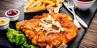 Händler - Bezirk Gmünd - In unserem Imbiss in der Filiale in Gmünd werden täglich zwei frische Menüs für Sie zubereitet. Den aktuellen Speiseplan finden Sie auch auf www.fleischerei-fichtenbauer.at.
 - Landfleischerei Fichtenbauer GmbH
