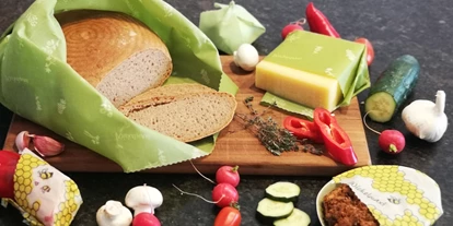 Händler - PLZ 5161 (Österreich) - Die plastikfreie Verpackung für Ihre Lebensmittel -Wickelwaxi-das Bienenwachstuch - mit Liebe handgemacht im Salzburger Seenland aus biologischen Rohstoffen - Thurerhof