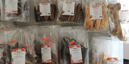 Händler - Ludesch - Diverse Kauartikel vom: Pferd, Rind, Schaf, Ziege, Strauß, Fisch - Tamaras Hundekörble