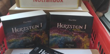 Händler - PLZ 5280 (Österreich) - Notfallbox gegen CoronaVirus Langeweile - Elsa Wild Herzstein-Saga 