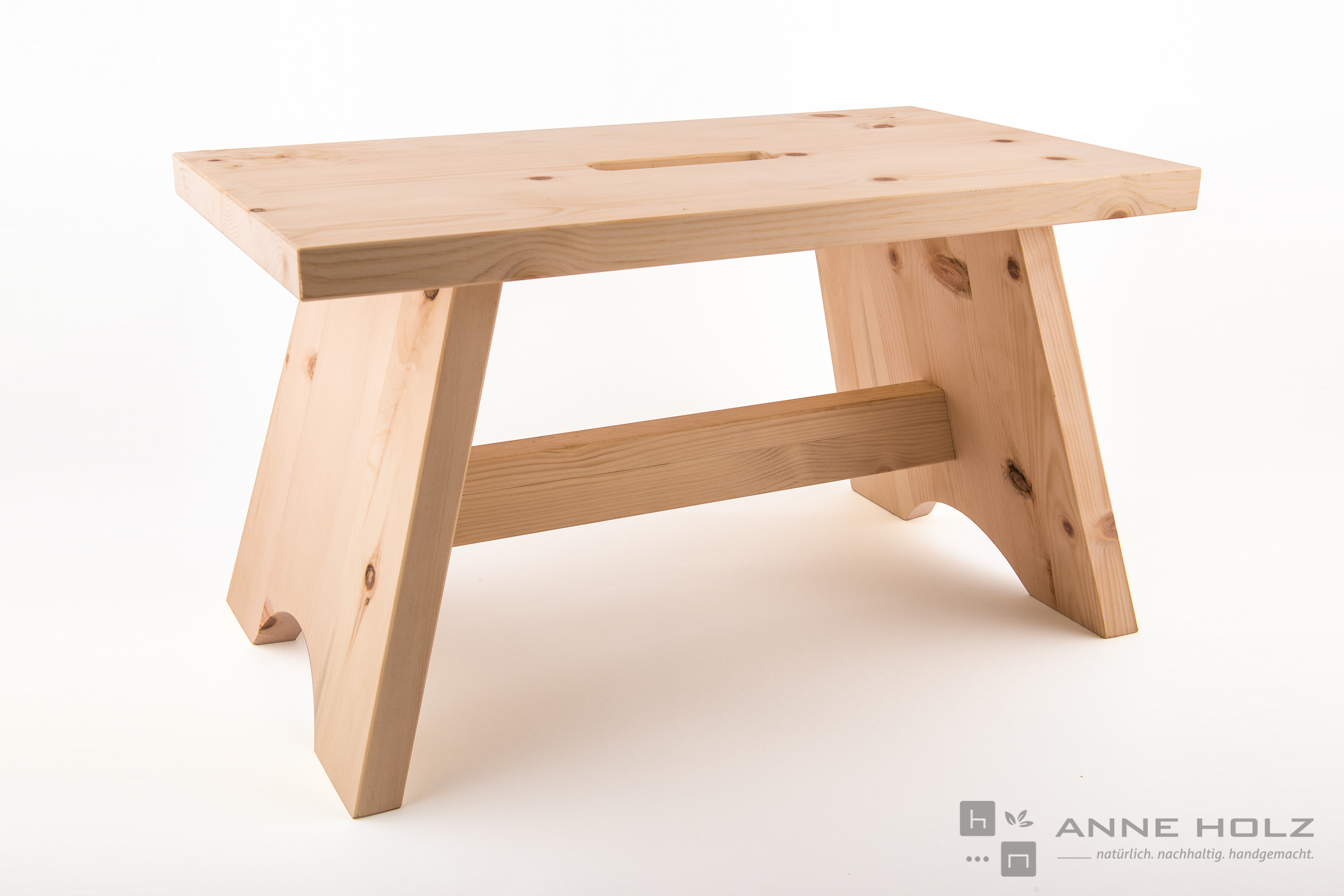 Tischlerei Holz Produkt-Beispiele Schemel aus Zirbenholz