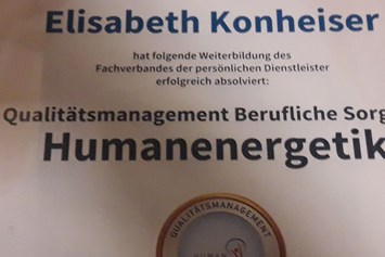 Unternehmen: Aromaanwendungen buchbar als Hausbesuch oder
imSonnenzentrum 9560 Feldkirchen - Elisabeth Treiber-Konheiser