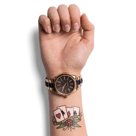 Unternehmen: Klebetattoo auf die Haut aufgetragen - Print Tattoo by Stainer