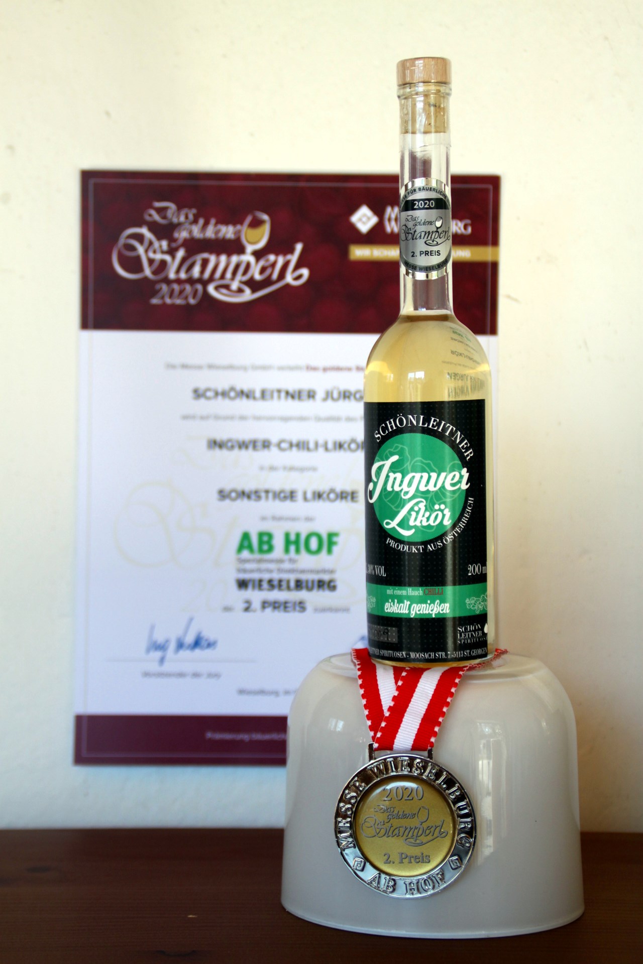 Schönleitner Spirituosen Produkt-Beispiele Ingwer Chilli Likör Alk. 30% Vol.