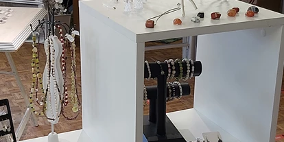 Händler - Ludesch - Steinschmuck - Anja Micheelsen