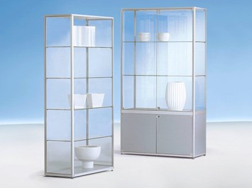 Mitter - design and more Produkt-Beispiele Glasvitrinen, Vitrinen aus Glas und Alu