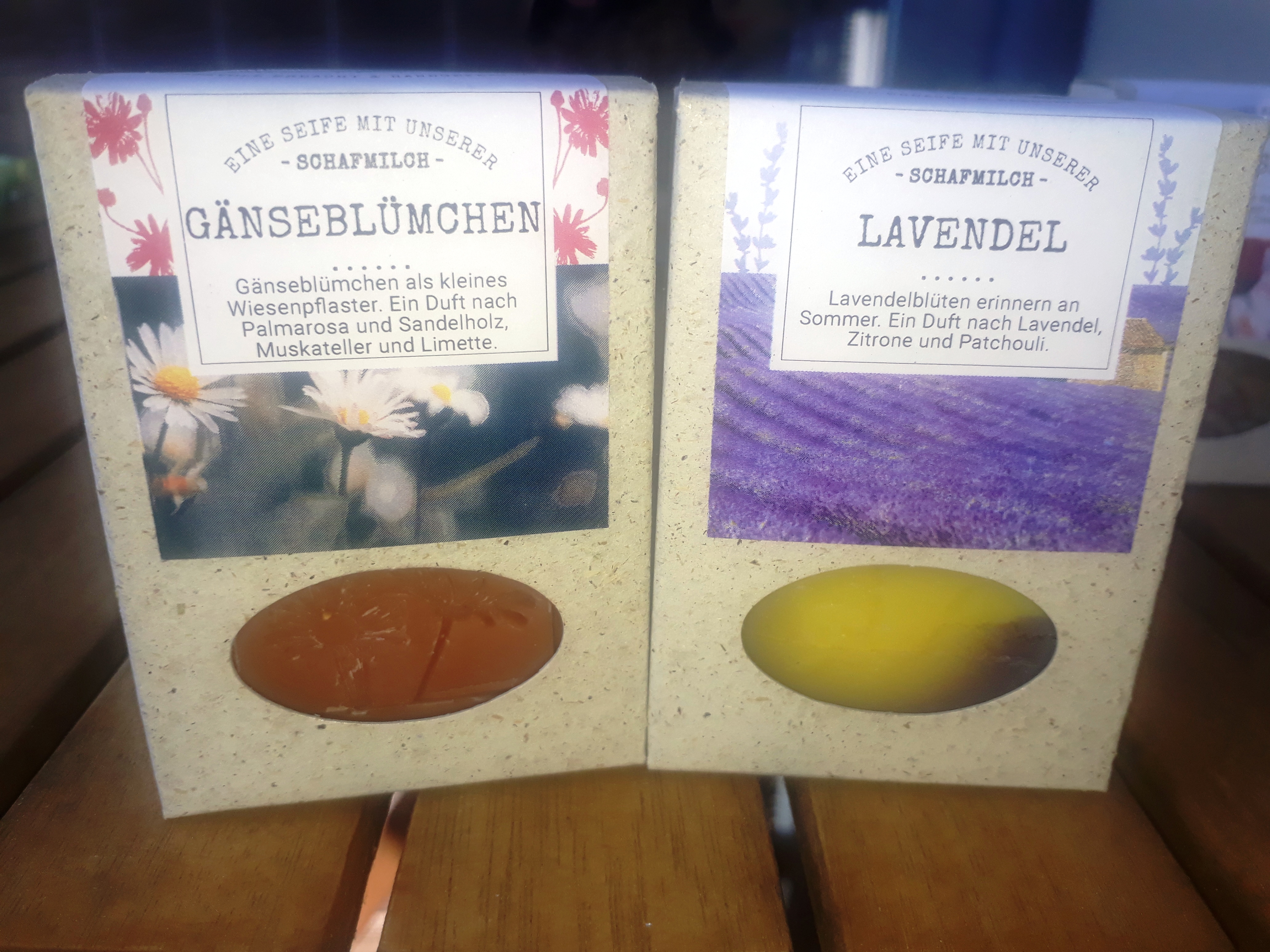 SyRa RAUM für ganzheitliches Wohlbefinden Produkt-Beispiele handgerührte Schafmilchseifen