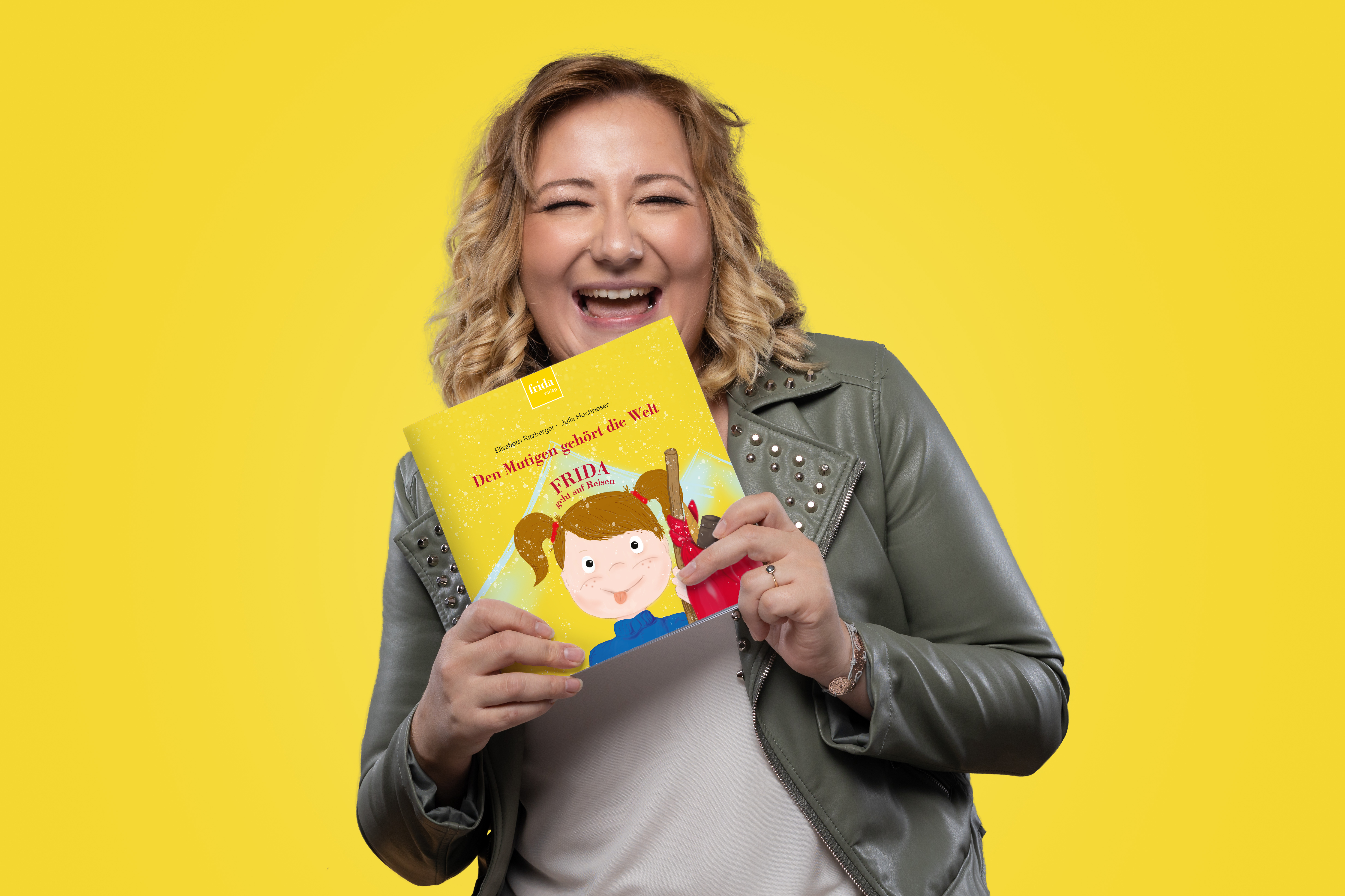 Händler - Linz (Oberösterreich) - Autorin und Herausgeberin Elisabeth Ritzberger mit ihrem ersten Werk  - frida verlag - Elisabeth Ritzberger