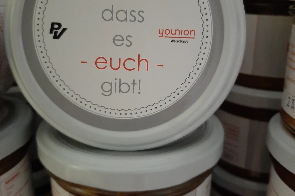 Unternehmen: Mit individuellen Etiketten für Firmen als Mitarbeitergeschenke - Backen mit Herz e.U.