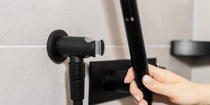 Händler - Traun (Traun) - Produkt in Schwarz / Anwendung / Dusche / Handbrause - Rabmer Gruppe Ecowaterjet by rabmer®