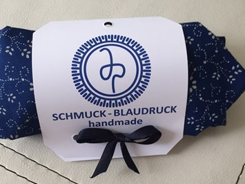 Schmuck-Blaudruck Jalili & Panzer GsbR Produkt-Beispiele Krawatte aus Blaudruck - Vatertag
