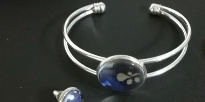 Händler - Gleisdorf - Schmuck mit Blaudruckstoffapplikationen. - Schmuck-Blaudruck Jalili & Panzer GsbR