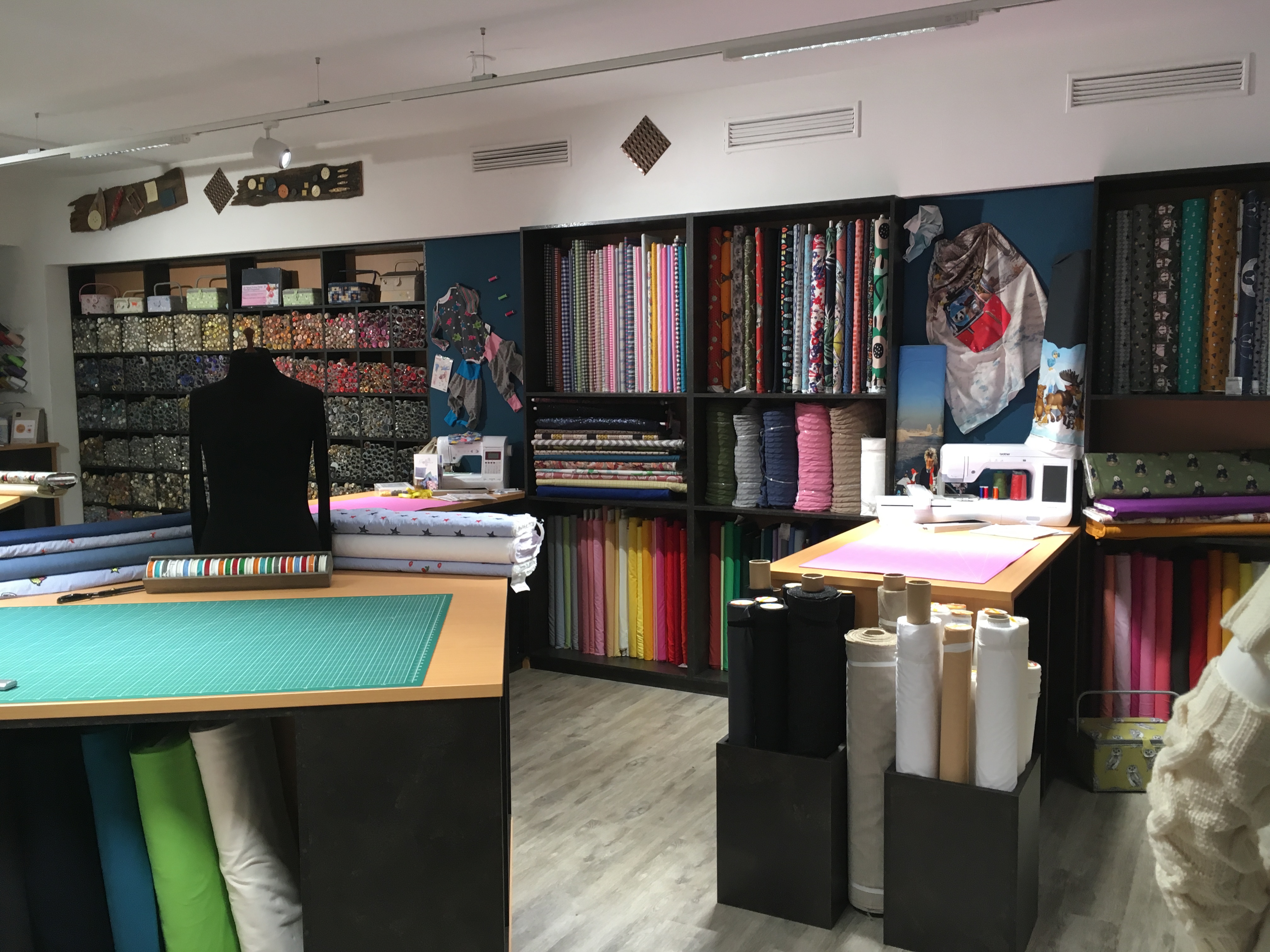 Knopfcenter  Produkt-Beispiele Stoffe