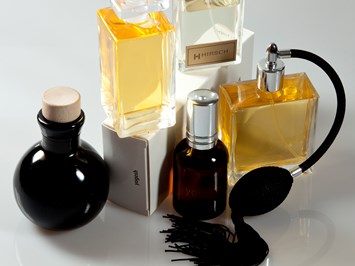yogesh Parfums Produkt-Beispiele Duftendes Desinfektionsmittel