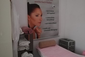 Unternehmen: Kosmetik Kabine  - MP Kosmetik Fußpflege Permanent Make Up Mariana Parau 