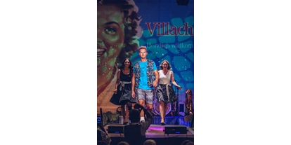 Händler - Unternehmens-Kategorie: Schneiderei - Lässige T-Shirts design by Edelschwortn
Gilet Maßschneiderei Edelschwortn
Trachten Kleider, Röcke, Gilet für Damen  - Edelschwortn