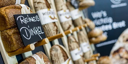 Händler - Klagenfurt - Wir gehören zum Verein der Brothandwerker und haben uns der traditionellen Brotbackkunst verschrieben - OHNE chemische Zusätze und mit viel Zeit für den Teig. Eine Auswahl unserer Brote findest du auch unter www.wienerroither.com im Onlineshop. - Bäckerei Wienerroither GmbH