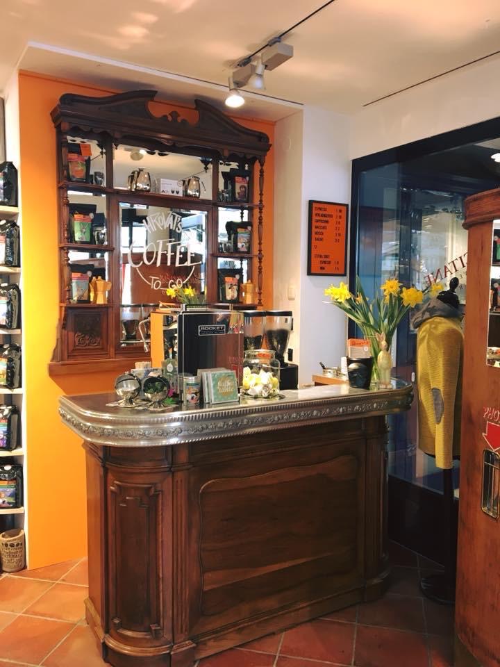 Händler - PLZ 4812 (Österreich) - Verkosten Sie an unserer Kaffeebar unsere frisch gerösteten Kaffees! - Hrovat‘s ein Stück Bad Ischl