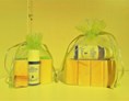 Unternehmen: Bio-Alpenzirbe / Zirbenöl in Bioqualität der Marke ZIRBENWOHL mit
Zirben-Hölzchen - Zirbenwohl - Ihrer Gesundheit zuliebe