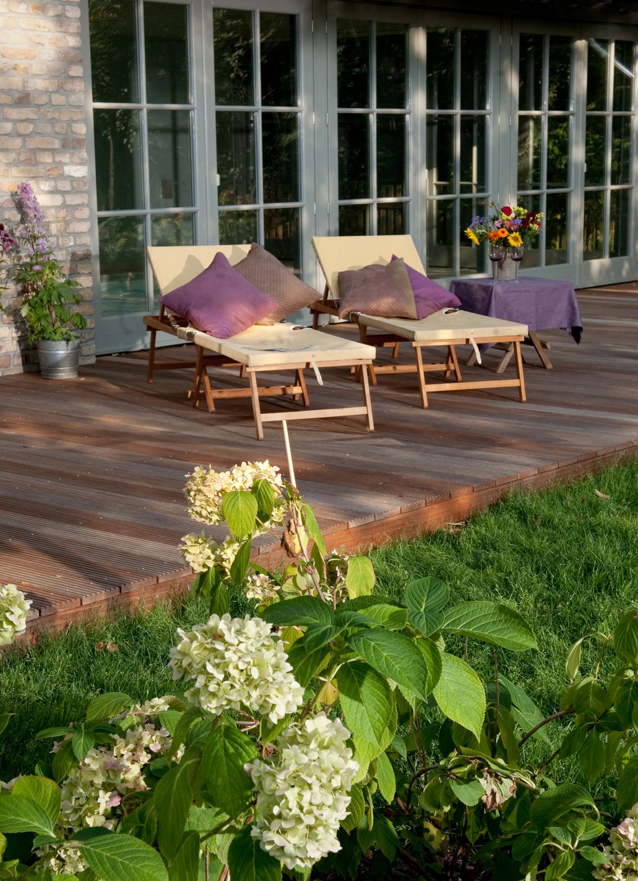 Weiss GmbH Produkt-Beispiele Terrassendielen