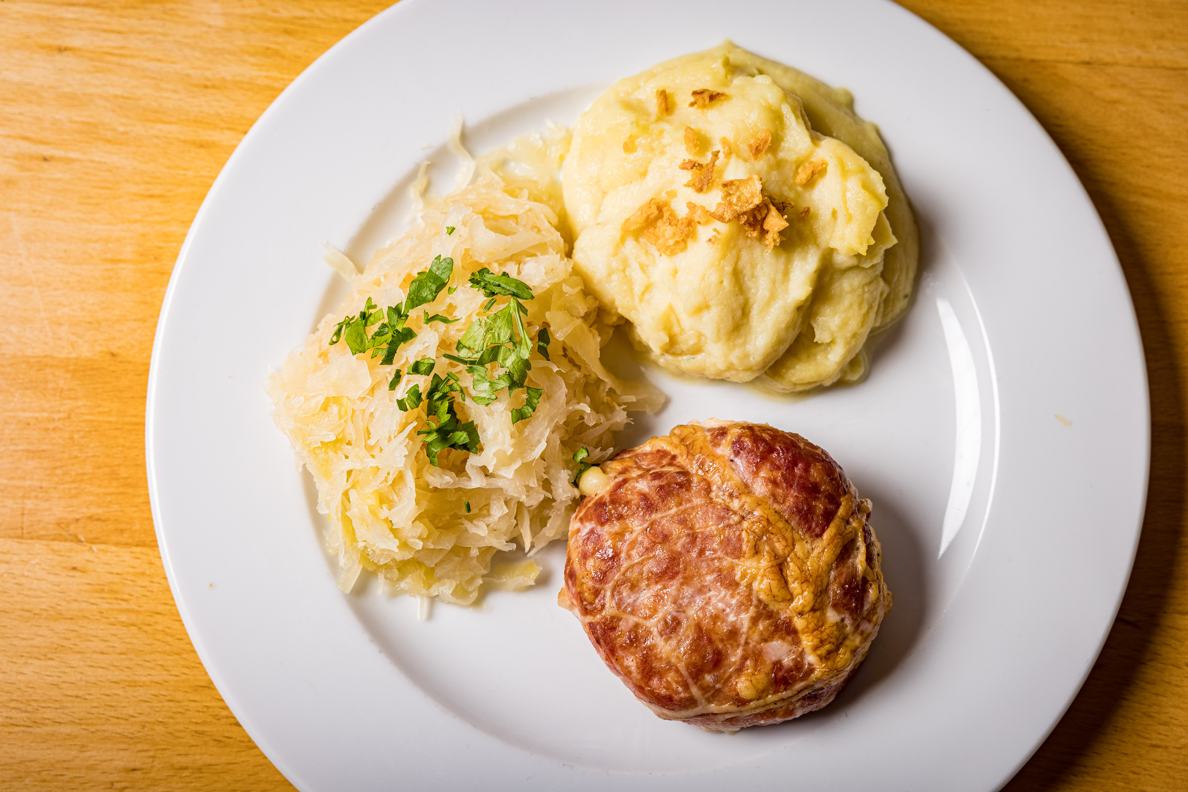 Dorfmetzgerei Helmut KARL Produkt-Beispiele Saumeiserl