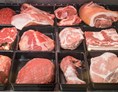 Unternehmen: Schweinefleisch aus dem Salzburger Flachgau - Dorfmetzgerei Helmut KARL