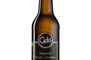 Unternehmen: Bio-Apfel-Cider "SteirischerPrinzenSchampus"
0,33 l Flasche mit Schraubverschluss - Cida e.U.