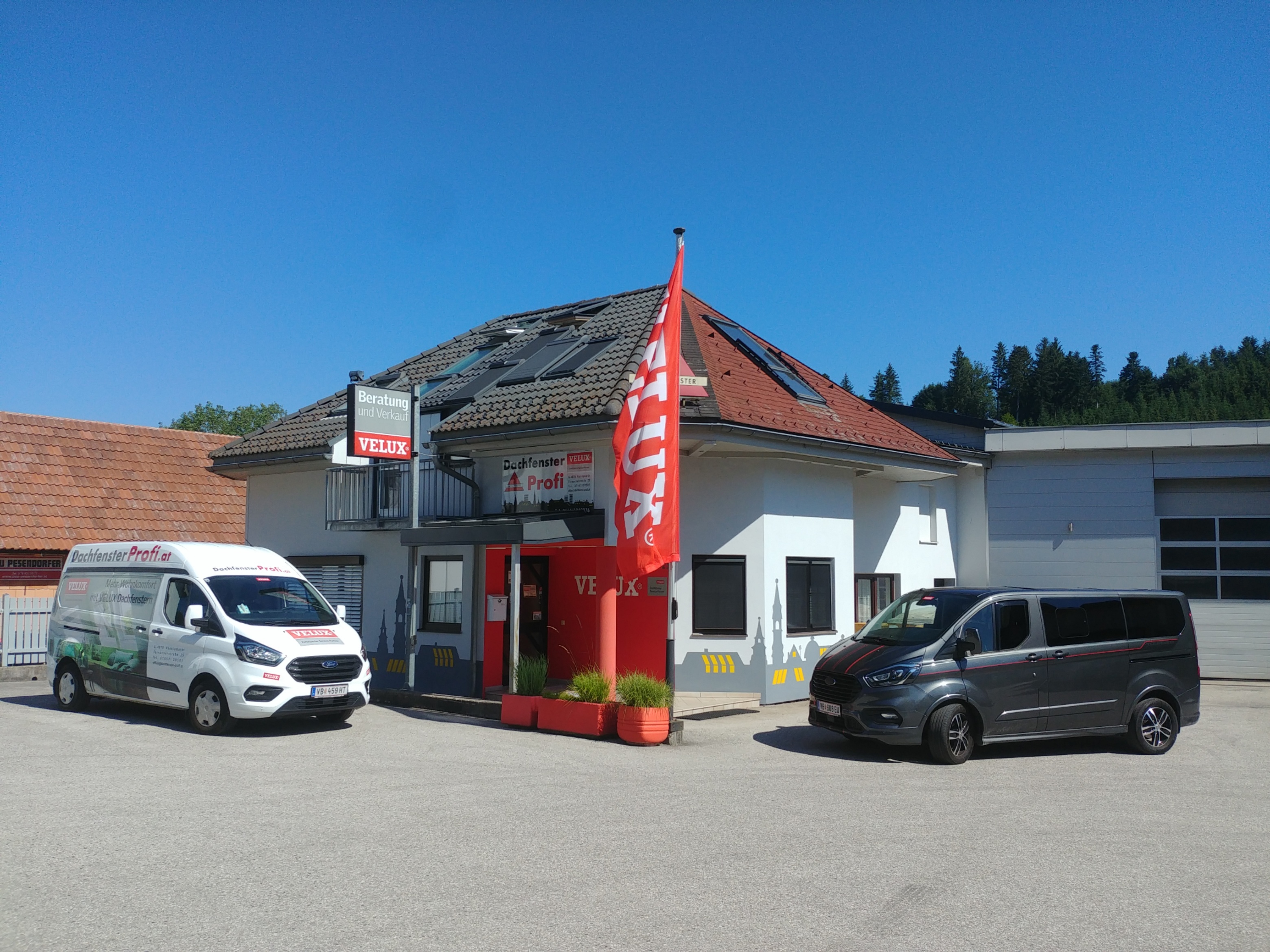 Händler - PLZ 4851 (Österreich) - Dachfenster-Profi Handels-u. Montage GmbH