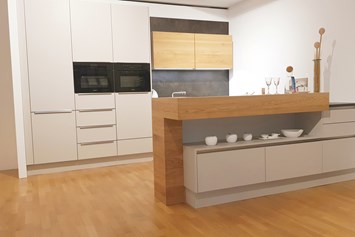 Unternehmen: Küche mit Antifingerprintoberfläche, Eichenholz und Naturstein - Schiffer & Sams GmbH
