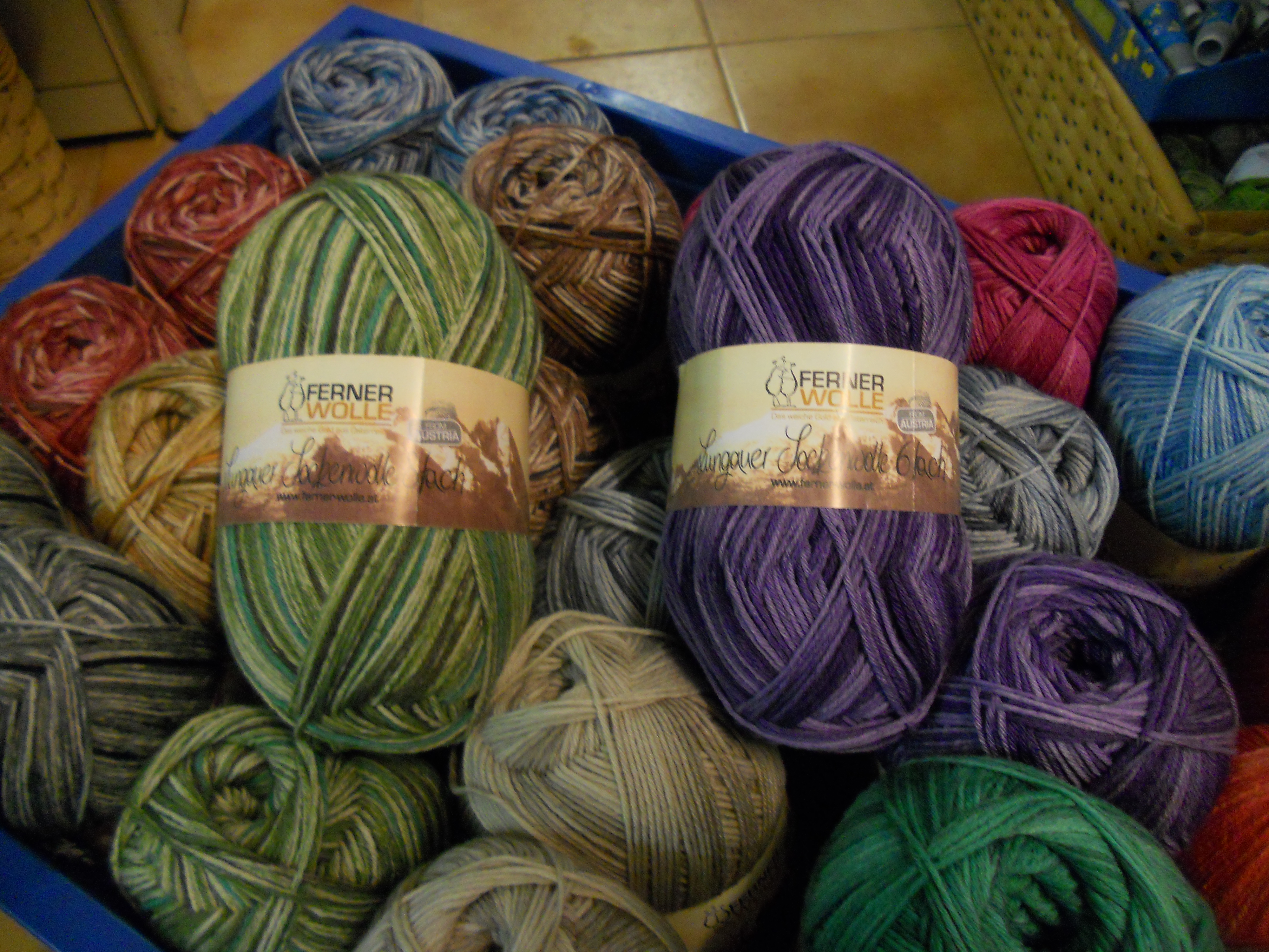 IDEE - KREATIV Produkt-Beispiele Wolle