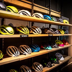 Unternehmen: Helme für alle was dabei. - Prinzbike der Bikeshop in Bergheim bei Salzburg