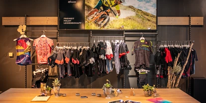 Händler - PLZ 5161 (Österreich) - Castelli der Italiener mit bester Rennrad Ware - Prinzbike der Bikeshop in Bergheim bei Salzburg