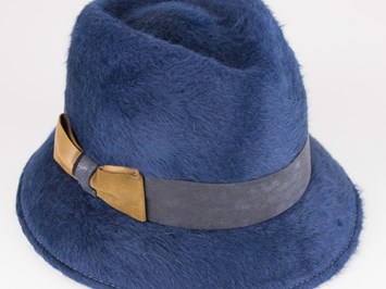 Salzburger Heimatwerk Produkt-Beispiele Hut mit Lederband