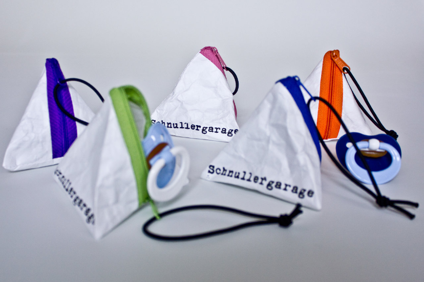 Taschen wie aus Papier! Produkt-Beispiele Täschchen "Schnullergarage"