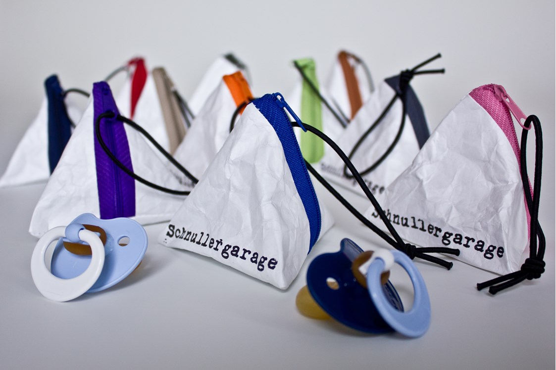 Unternehmen: Taschen wie aus Papier!
Schnullergaragen - Taschen wie aus Papier!