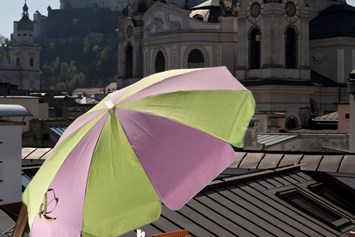 Unternehmen: Sonnenschirme aus eigener Produktion
Verschiedene Größen 
Stoff Dralon Markissenstoff Farben nach Wunsch  - Kirchtag Gmbh