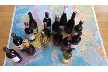 Unternehmen: Mit ser Zunge auf Resien gehen, Weine aus Östereich, Italien, Spanien und Frankreich. - Rebklaus - Wein und Spezialitäten