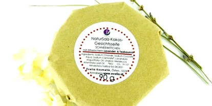 Händler - PLZ 5542 (Österreich) - NaturSalz Kokos Gesichtsseife Schneewittchen - Evelia Kosmetik - Naturkosmetik handgemacht