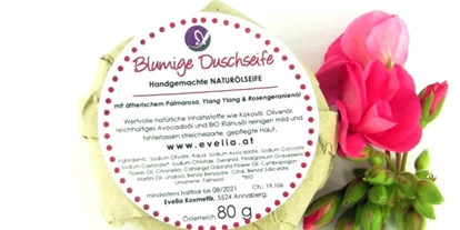 Händler - PLZ 5542 (Österreich) - Blumige Duschseife - Evelia Kosmetik - Naturkosmetik handgemacht